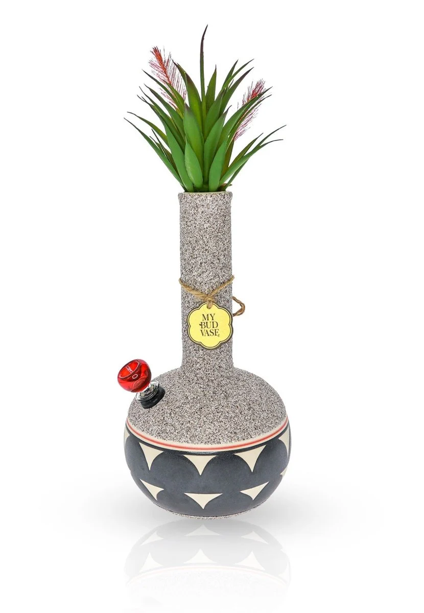 Coyote Vase Bong